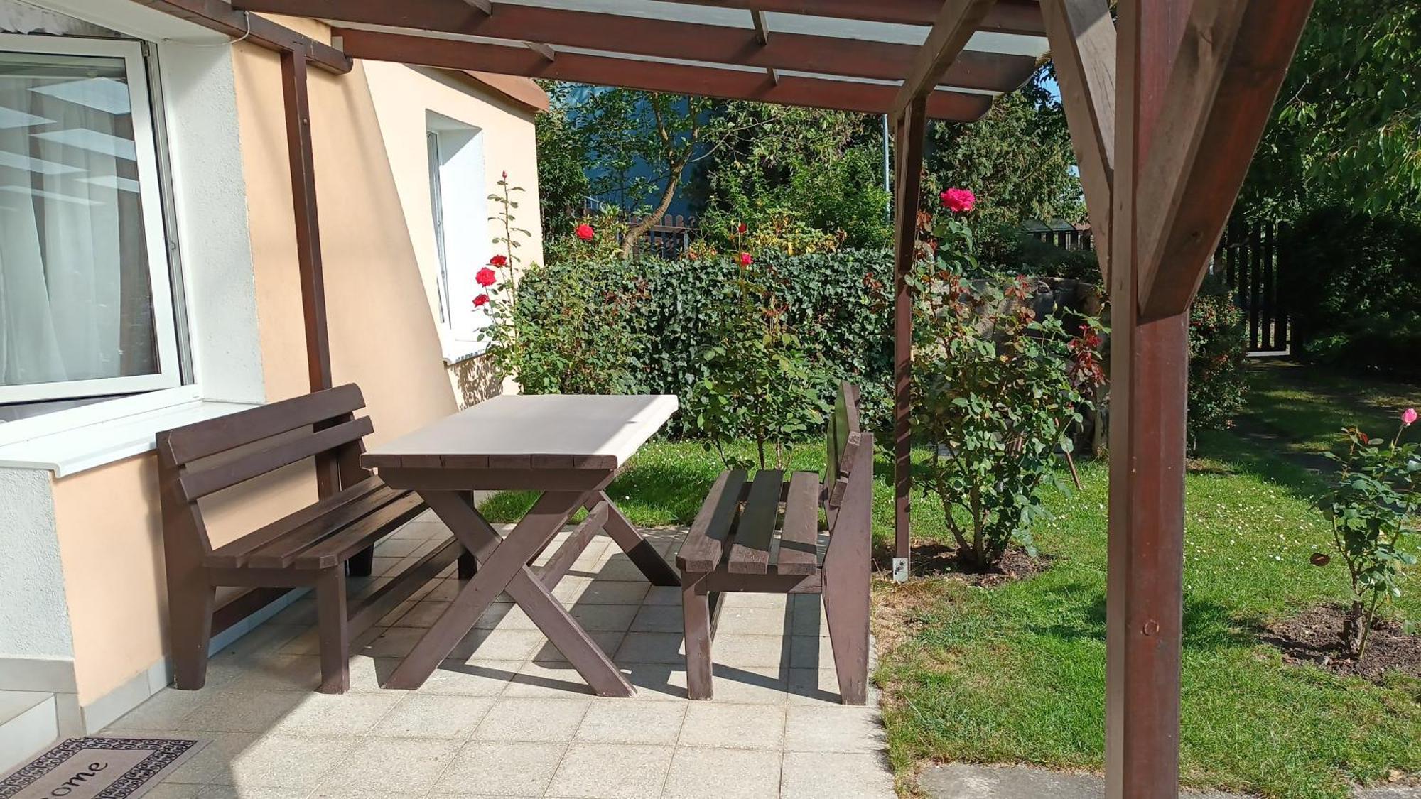 Apartman Alena Karlsbad Exterior foto